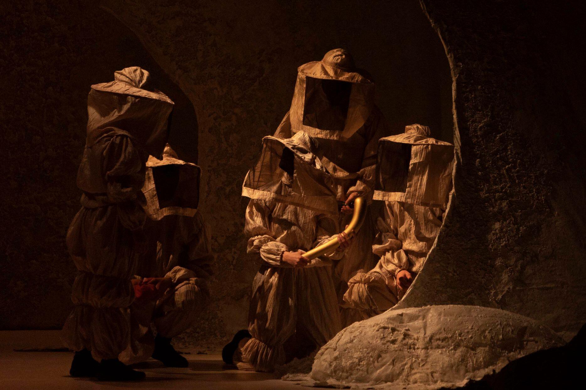 Al FIND 44 organizzato da Maya Inc. arriva la potenza visiva dei Dewey Dell con il capolavoro “Le Sacre du Printemps”